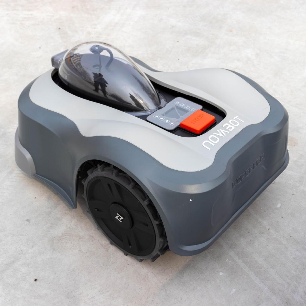 Electric Remote Control Self-Propelled Lawn Mower for Home Gardens