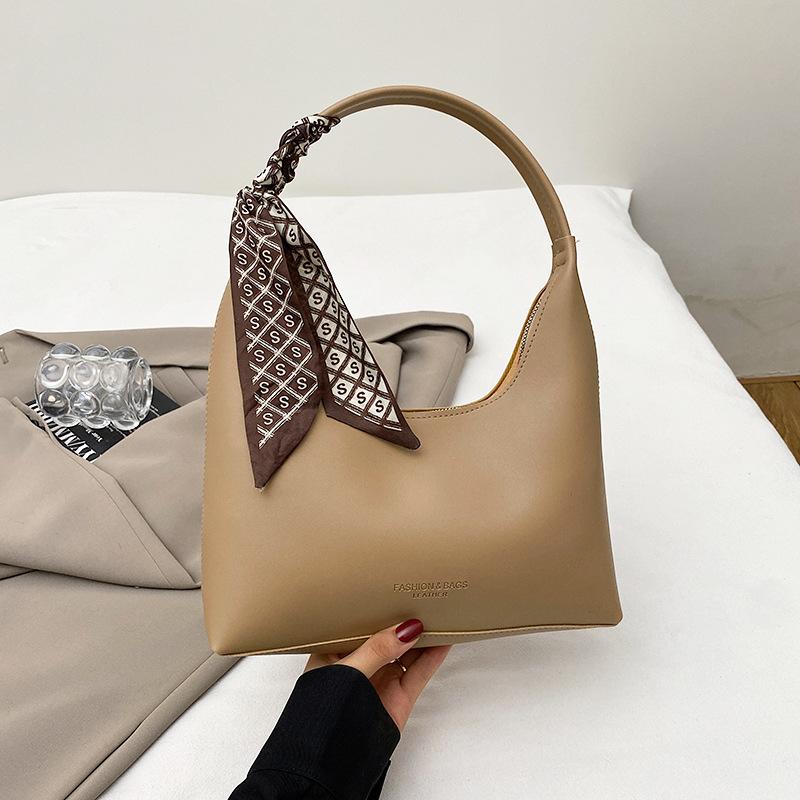 

Underarm bag women s seasonal new trendy fashion versatile shoulder bag niche commuter handbag