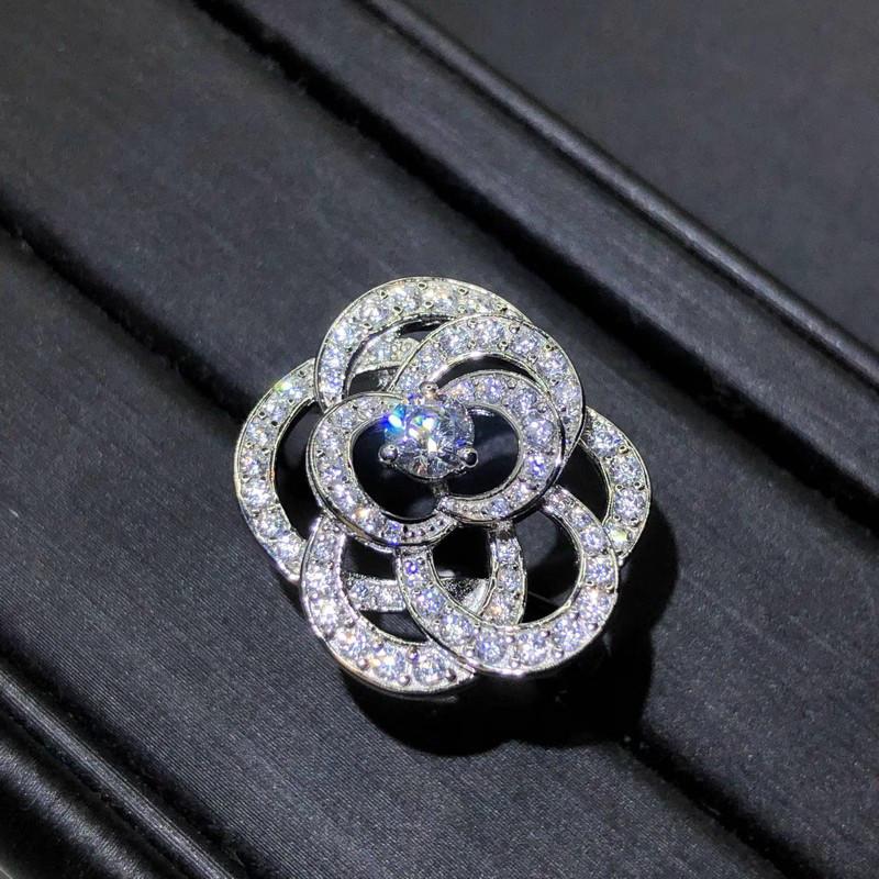 CopperFlower Shaped Cubic Zirconia Rings for Women Sparkling Accessories Wedding Engagement Party Jewelry Gifts