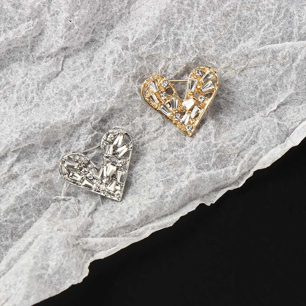 Rectangular Heart Brooch Korean Style Hollow Heart Breastpin Rhinestone Pin Suit Coat Collar