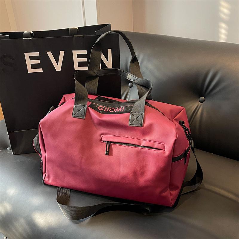 Women's Small Travel & Gym Bag with Dry/Wet Separation, Perfect for Short Trips & Sports.