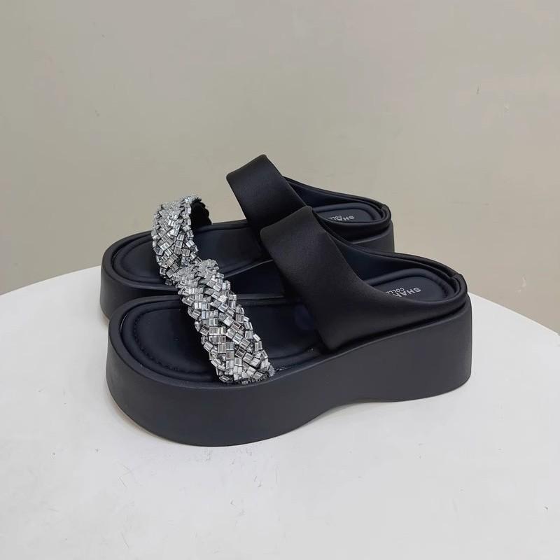 Plateau-Slipper mit Strass für Damen-Oberbekleidung 2025 Sommer neue modische vielseitige Zehensandalen