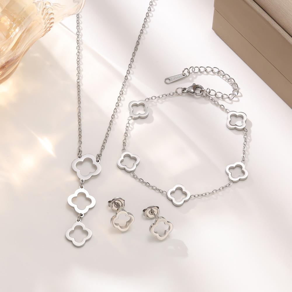 18K Gold Stainless Steel Four-Leaf Clover Jewelry Set: Bracelet, Necklace & Earrings for Women