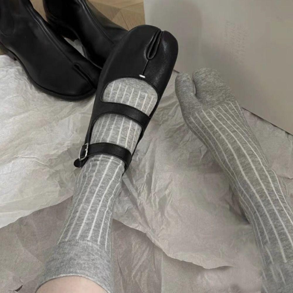 Hochwertige Zehensocken Neu gekämmt Einfarbig Damen Tabi Socken Harajuku Baumwolle Weiche Zehensocken