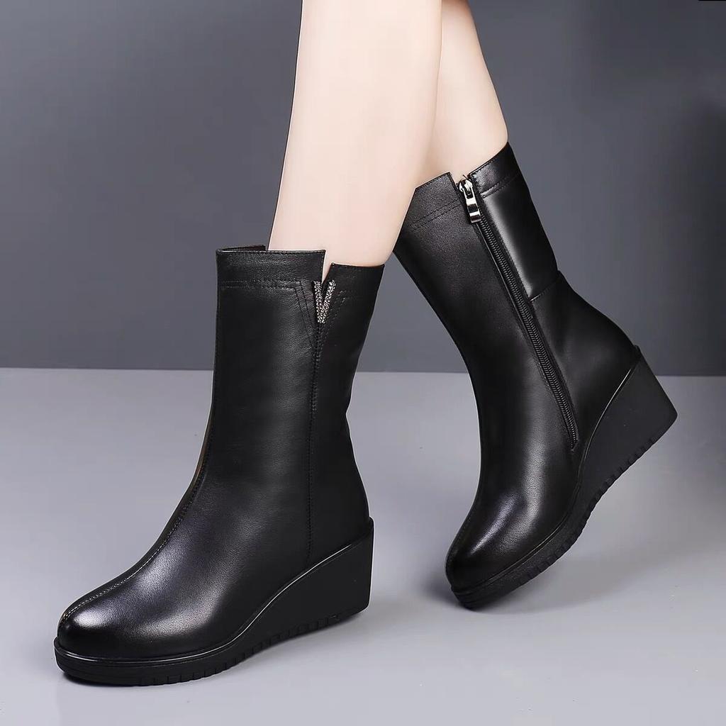 Fashion Black Rhinestone Leather Middle Heel Mid Calf Shoes Woman Autumn Winter Fleece-Lined Fashion 2025 Hot Half High Boots for Women