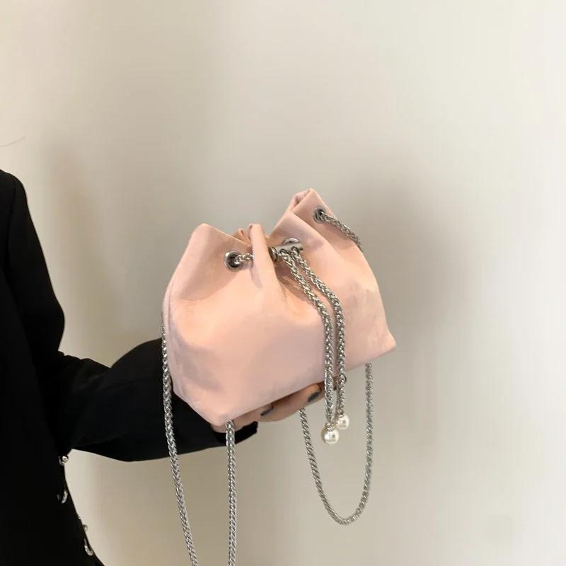 Velvet Chain Strap Bucket Bag for Women Elegant and Versatile New Bucket Bag Popular Lucky Bag