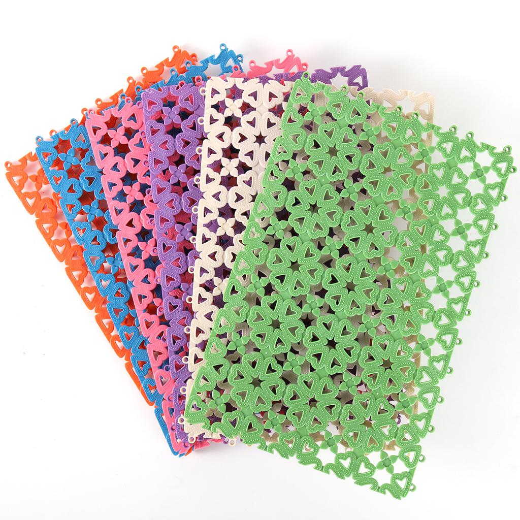 Pet Cage Mat Plastic Matting for Hamster Small Animal Cat Dog Cage Multifunctional Bathroom Non-slip Mat 30x20cm 1Pc