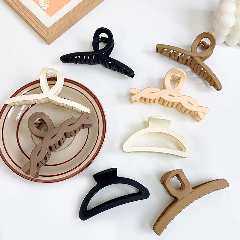 Retro Milk Coffee Series: Sweet Girl Shark Clip with Frosted Hollow Design - Fashion Hair Accessory