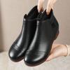 Soft leather super soft mother shoes spring and autumn soft sole comfortable short boots large size flat women's shoes middle-aged and elderly ro