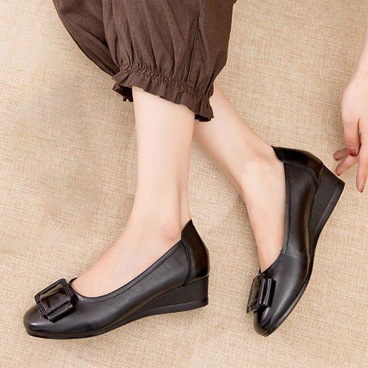 Flat-soled Single Shoes Women's Soft-soled Young Mother Shoes 2025 Autumn Fashion Doudou Shoes Super Soft Not Tired Feet Leather Shoes Women