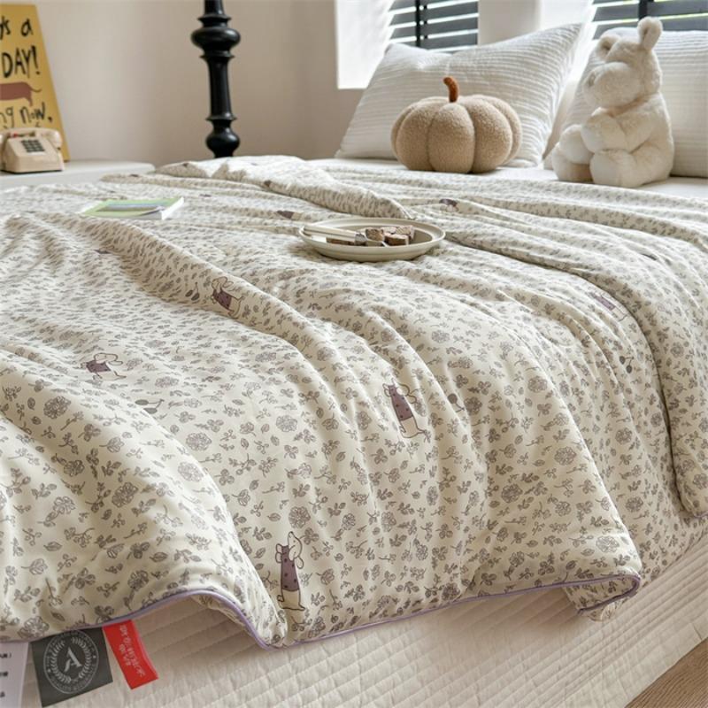 

New Cool Summer Cool Summer Cold Summer Quilt Ice Silk Air Conditioner Quilt Adult Single Double Cool Silk Thin Quilt 110x150cm 1pcs