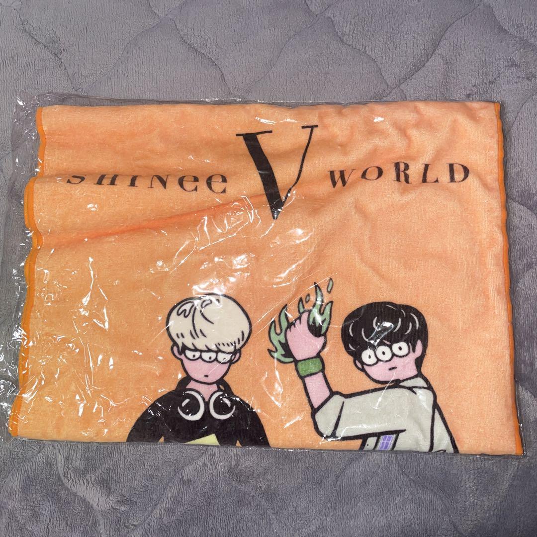 

[USED] SHINee WORLD V in JAPAN Sports Towel