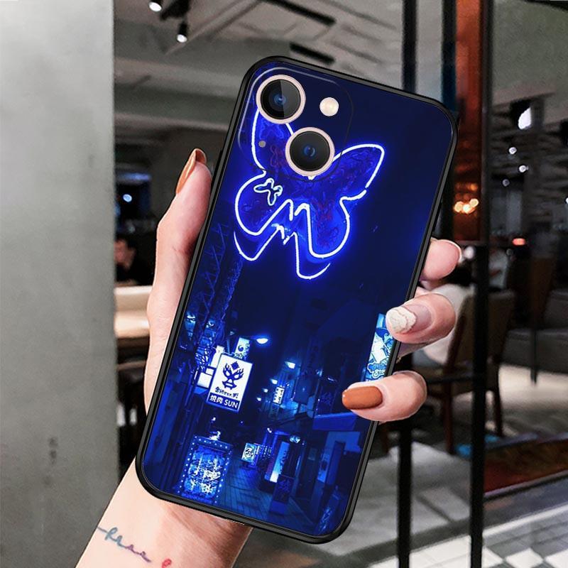 iPhone14 Plus mobile phone case, luxury pink flower butterfly mobile phone case, painted and anti-drop.
