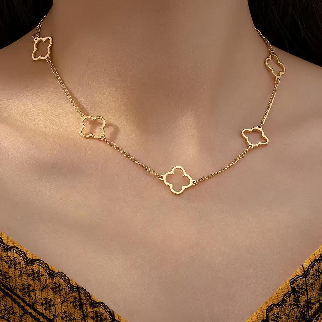 Elegant Hollow Four-Leaf Clover Flower Necklace - Women's High-End Clavicle Chain