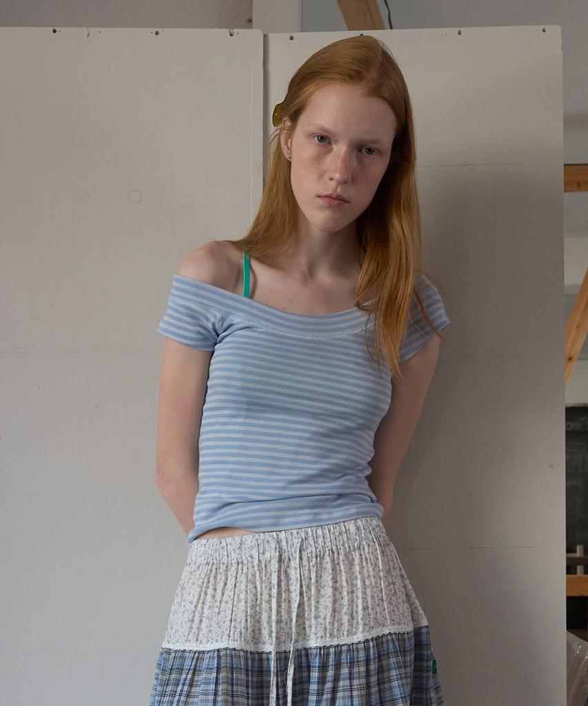 Nokeontencheu 350. U-Neck Petite Tee _ Light Blue