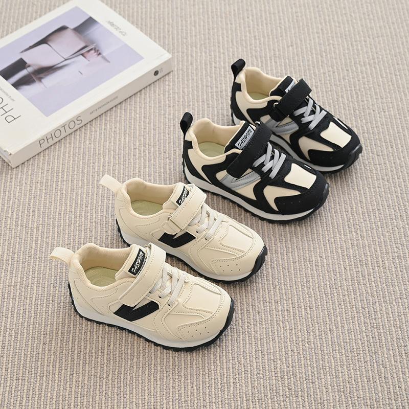 Children's Sports Shoes Spring 2025 New Leather Surface Breathable Boys' Shoes Soft Sole Non-slip Girls' Shoes Dexun Forrest Gump Shoes