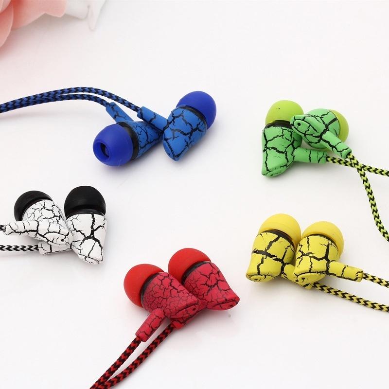 2018 New Sport Earphone Headset Super Bass 3.5mm Earphone Wired Crack Headset Button with Mic Handsfree Earphone for Samsung MP3 MP4