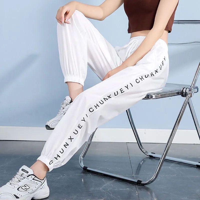 

Спортивные брюки до щиколотки из ледяного шелка, быстросохнущие, женские, летние тонкие, новинка 2025, весенне-осенние, свободные, зауженные, противомоскитные, повседневные женские брюки White L Recommended 55.00 kg-60.00 kg