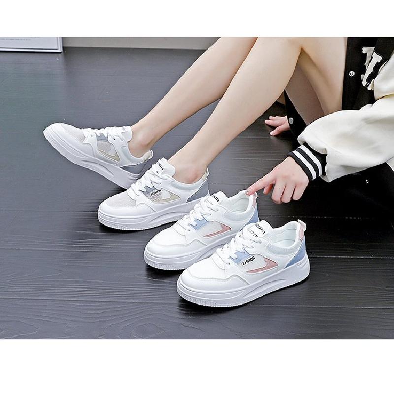 Spring/Autumn New Platform Sneakers for Women - Fashion Patchwork Casual Shoes | Breathable & Slip-Resistant Sports Style