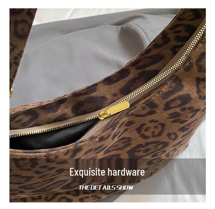 Sueded 2026 Retro Women's Tote: Large-Capacity Commuter Shoulder Bag