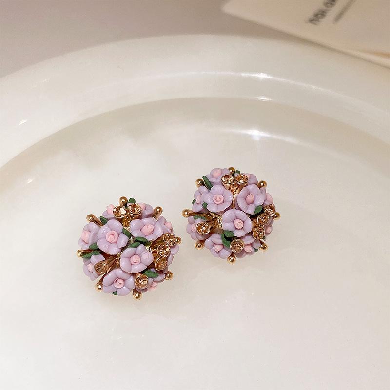 Silver Needle Diamond Ceramic Flower Cluster Earrings: Niche Fashion Fresh Studs