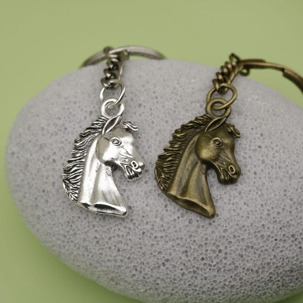 Elegant Horse Head Keychain Pendant Jewelry