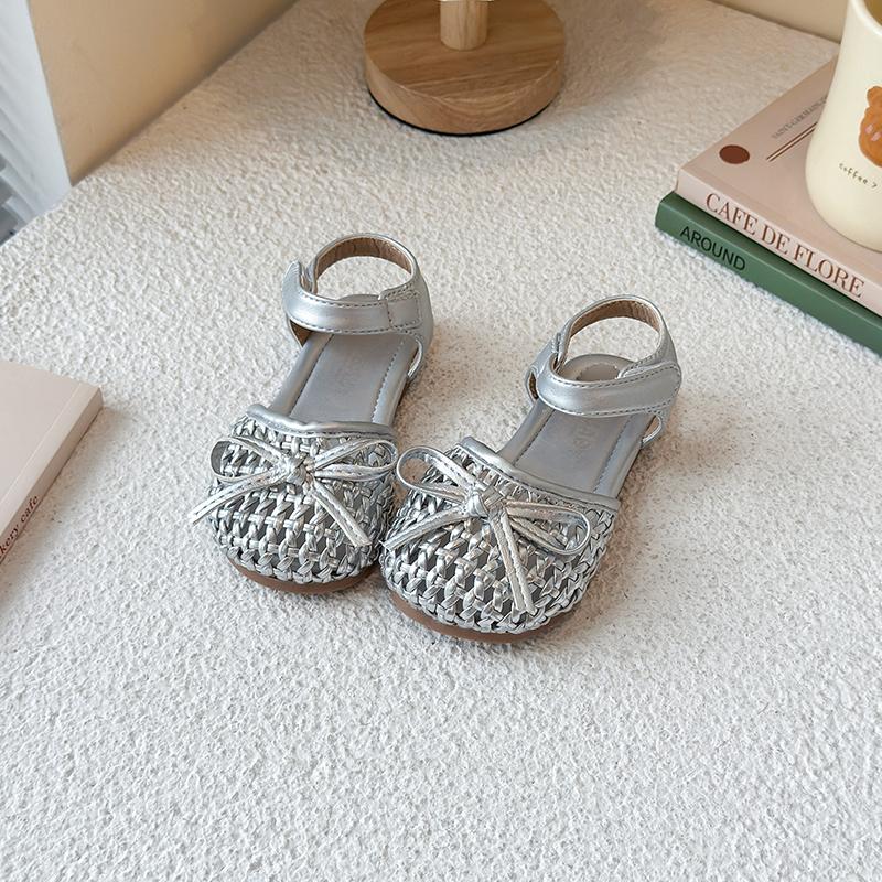 Kids Half Sandals Weave Trendy Girls Princess Shoes Soild Color Versatile 2025 Summer Children Beach Shoes Soft Sole Simple Bow