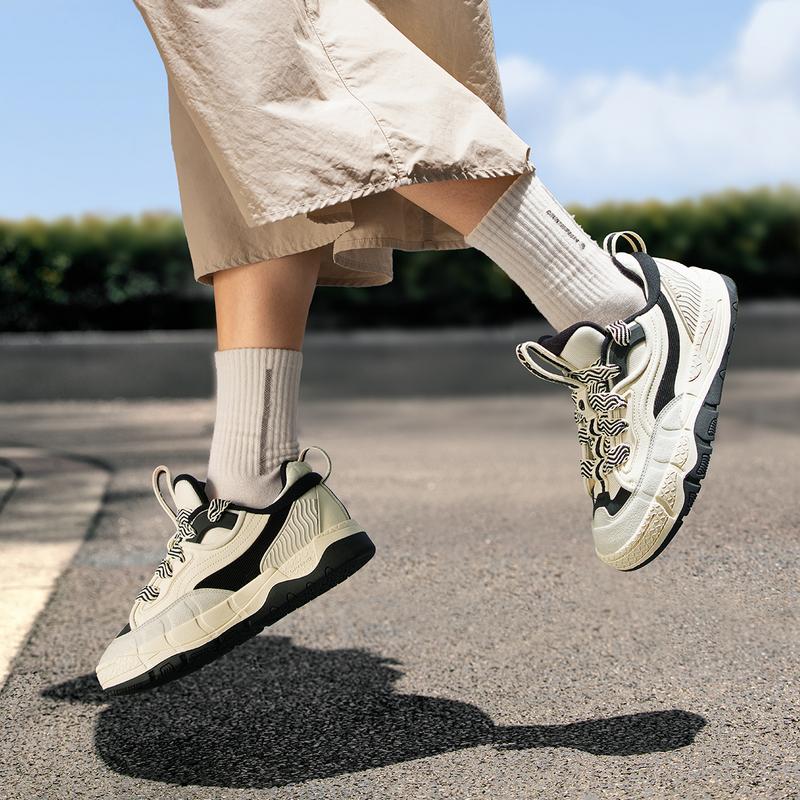 Li Ning CF Su Yu 4 Classic Thick Sole Height Increasing Low Top Skateboard Shoes Women Sneakers Gray Black AGLU298-1