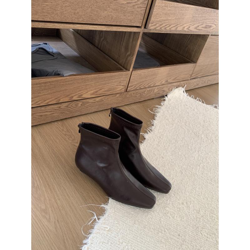 

2025 autumn new Korean version low-heeled short Martin boots thin boots square head soft leather ankle boots short boots women 39 коричневый