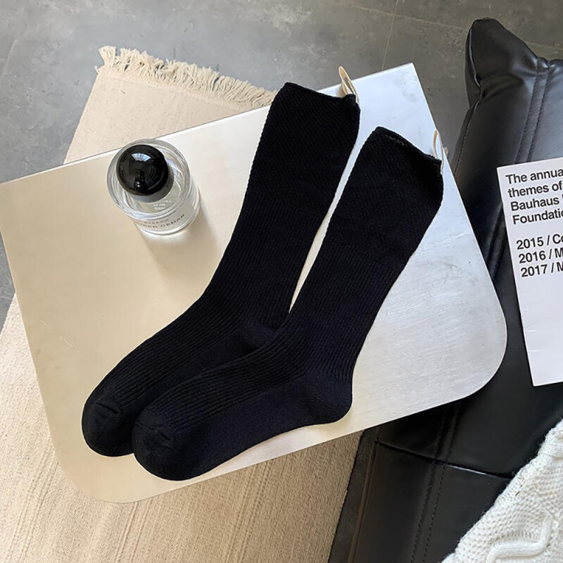 1316 Hearttap Socks Loose Fit Back Tab White Fashion Brand Socks