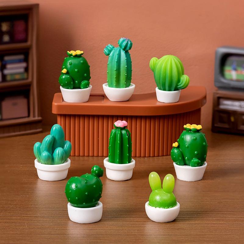 2Pcs Artificial Realistic Succulent Cactus Resin Potted Plants Dollhouse Miniature Desktop Decor Micro Landscape Ornaments