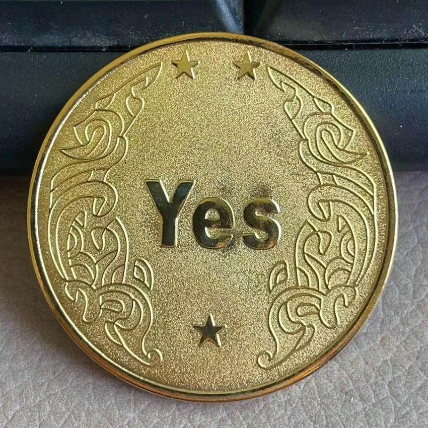 Yes or No Decision Coin Souvenir Commemorative Coin Collection Lucky