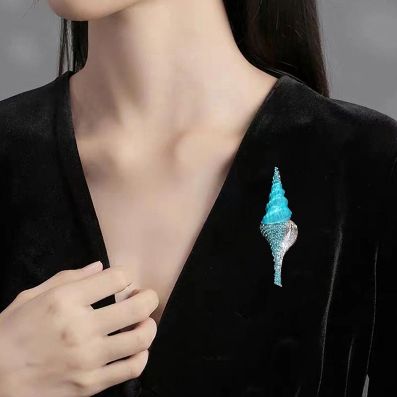 Creative Conch Brooch Pin Fashion Animal Theme Rhinestones Embellishment Stylish Outfit Enhancer For Daily Wear