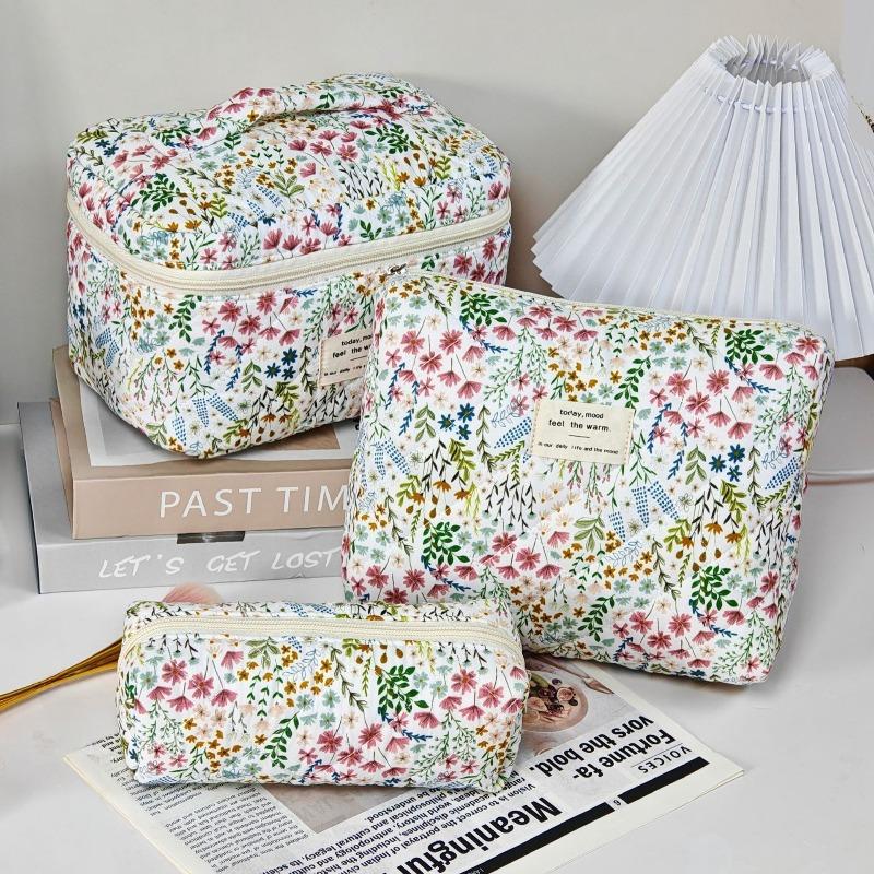 Vintage Large Capacity Cosmetic Bag Portable Travel Storage Bag Handheld Makeup Pouch for Toiletries Cosmetics Organizer Outdoor Daily Use