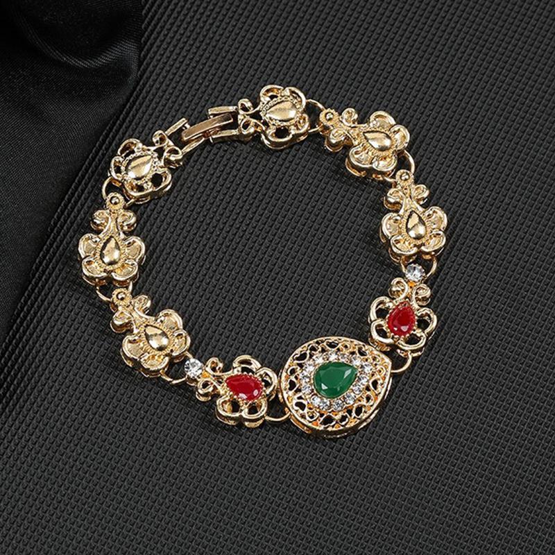 4pcs Of Water Droplet Inlaid Palace Style Necklace Earrings Bracelet Set High-end Luxury Women's Wedding Party Accessories