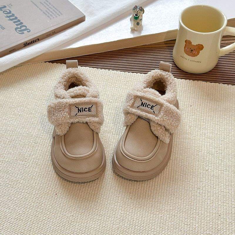 Children's cotton shoes 2025 autumn and winter new girls' fleece snow boots non-slip medium and older children's fleece warm loafers