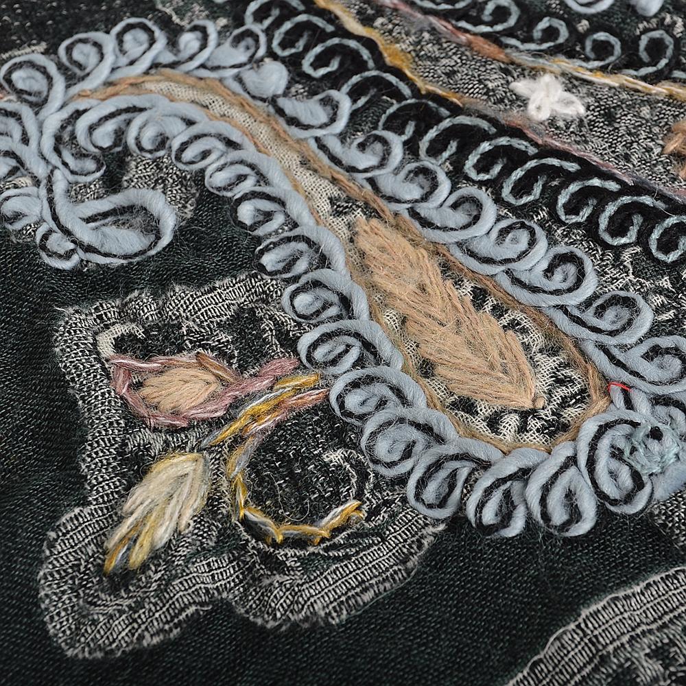 Black Grey Paisley 100% Wool Scarves Pashmina Thicken Women Winter Embroidery Scarf Shawl Fashion Accessories Warm Neck Scarf