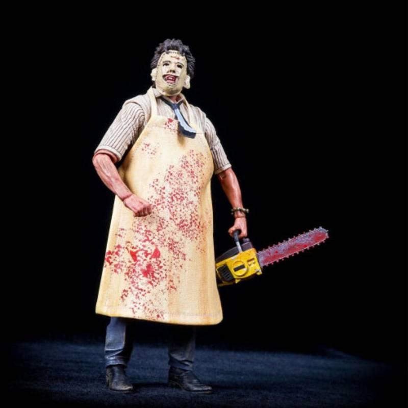 Neca Leatherface 40 Matériau PVC de Haute Qualité 20cm de Haut Figurine de Collection