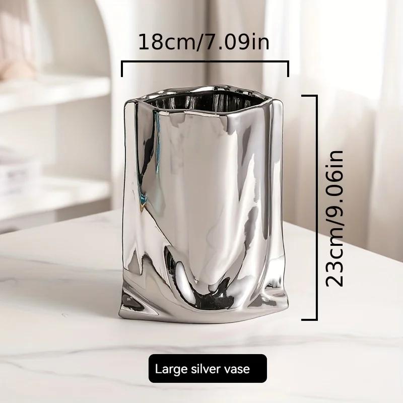 Luxurious And Elegant Creative Electroplated Silvery Ceramic Vase With A High-end Feel Suitable For Displaying Artificial Flower