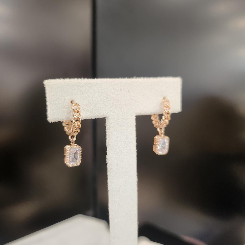 ARTRIA Ruby Simple E Mini Square Decorative Slim Earrings JTONERIN0010RBF