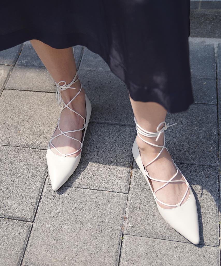 Moodnight Hazel Trappy Flat Shoe - 2 Colors 1Cm Strap Flat Shoes