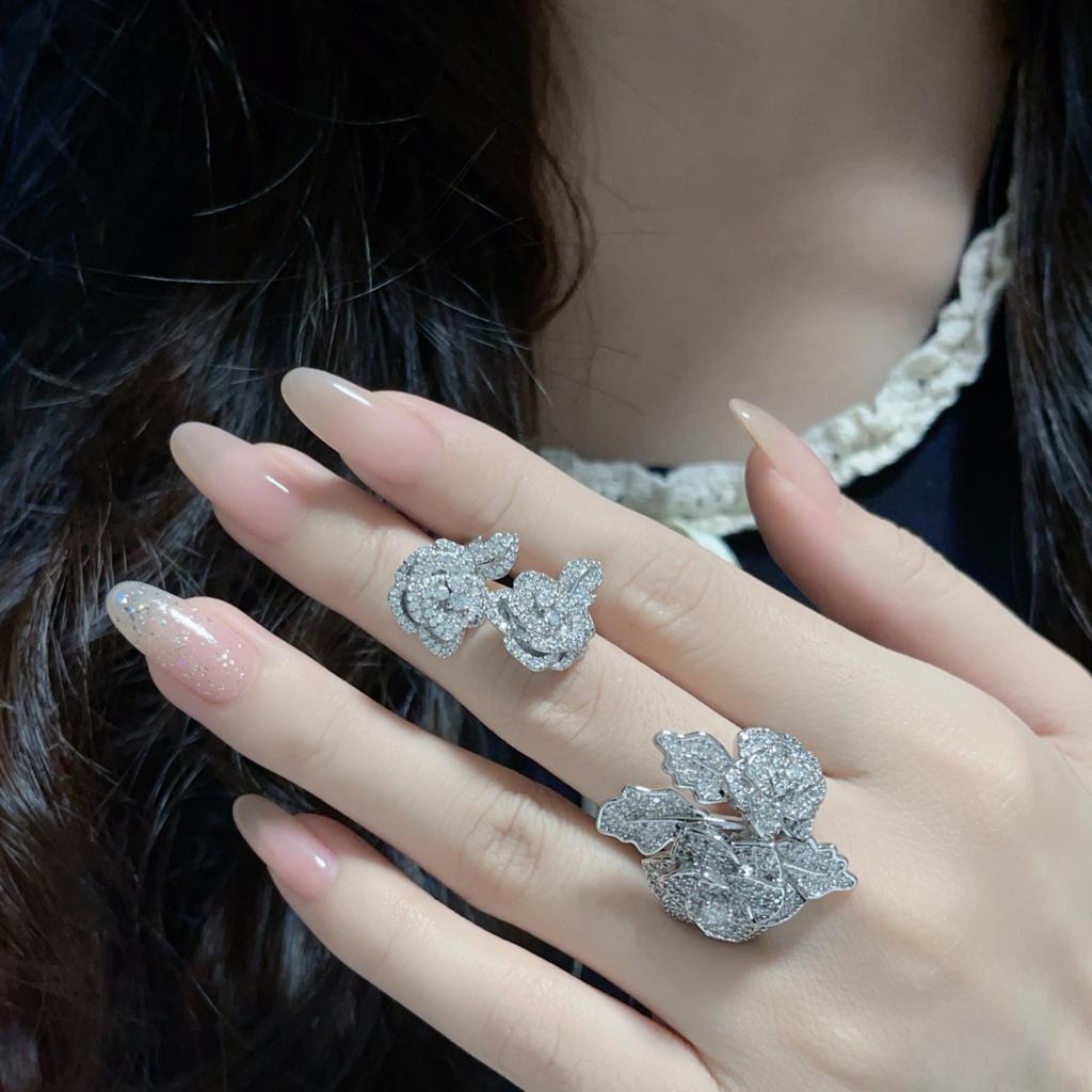 Light Luxury Personalized Rose Ring Women'S High-End Sense Inlaid With Diamond Camellia Necklace Stud Earrings Jewelry Set