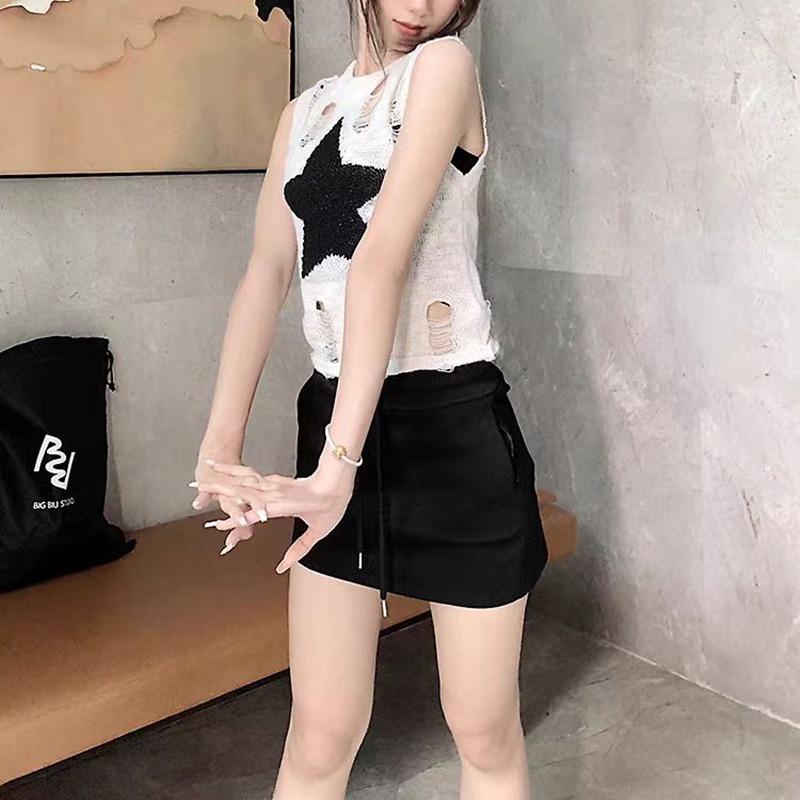 Fashion Sleeveless Sexy Women Ripped Design Shirt O-neck Loose Casual Hollow Out New Casual O Neck Vest Slim Fit Knitted Hole Star TopsY2k Tank Top