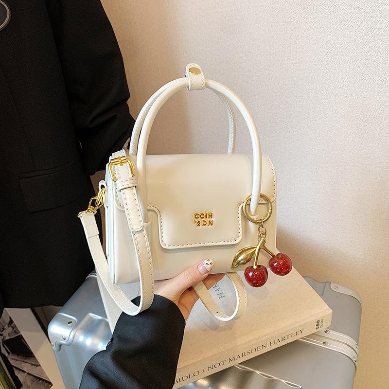 

Fashion messenger bag women s bag 2025 new autumn Korean niche small bag single shoulder handbag solid color small square bag no pendant белый