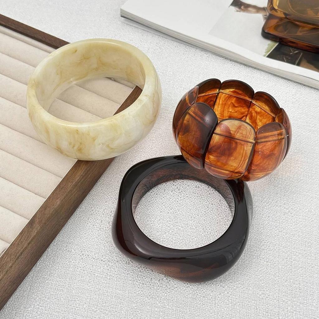 Salircon Vintage Punk Acrylic Resin Wide Bangles for Women Fashion Geometric Wide Chunky Ellipse Bracelets Pulseras Jewelry Gift