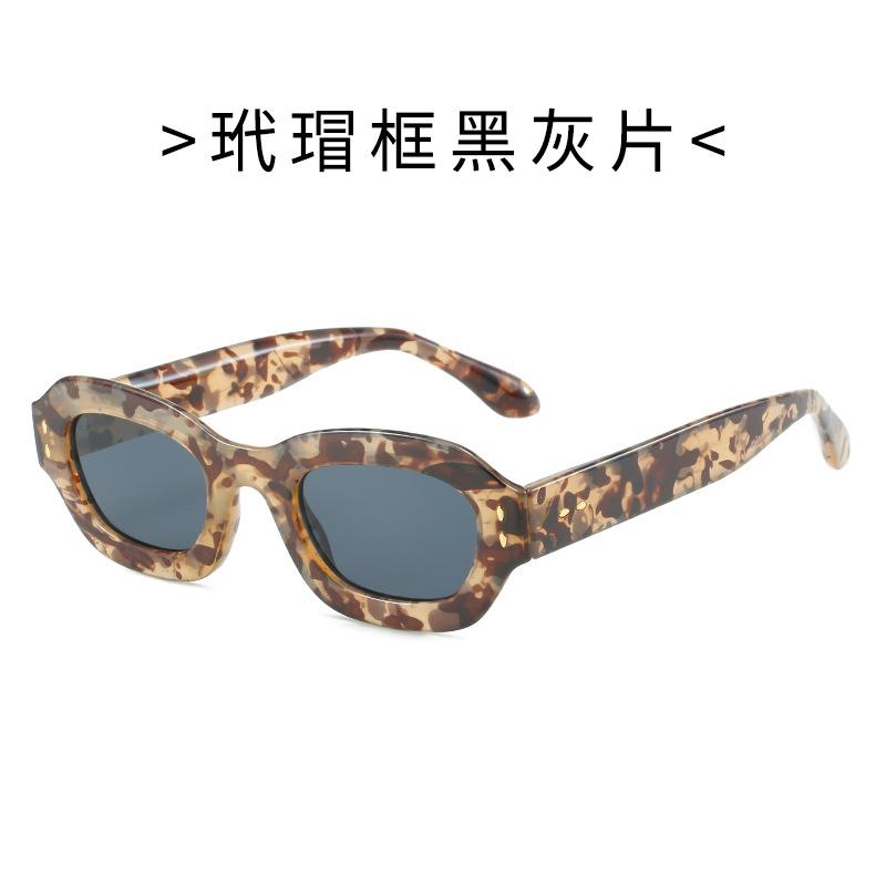 Colorful PC full-frame sunglasses, tinted lenses, thick frames, street-style eyewear, outdoor sunglasses, sunshades