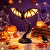 Unieke Halloween Feestartikelen Gotische Vleermuis Boomtak Nachtlampje, Hars Tafelblad Decoratie Lamp Donker Thema Bureau Ornamenten met Warm Licht, Spookachtig Bureau
