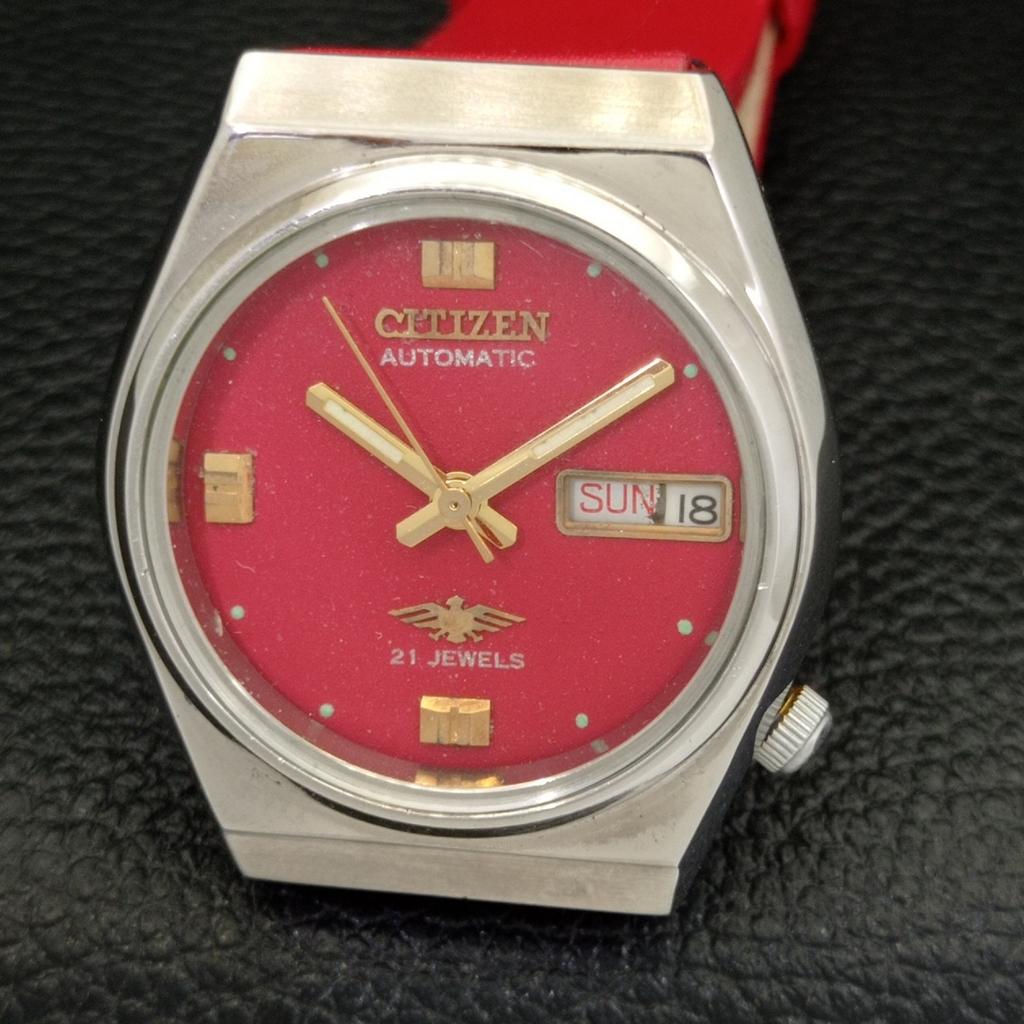 USED MENS CITIZEN AUTOMATIC 8200 JAPAN DAY&DATE RED COLOR DIAL WATCH A432811-2 R113-a432811