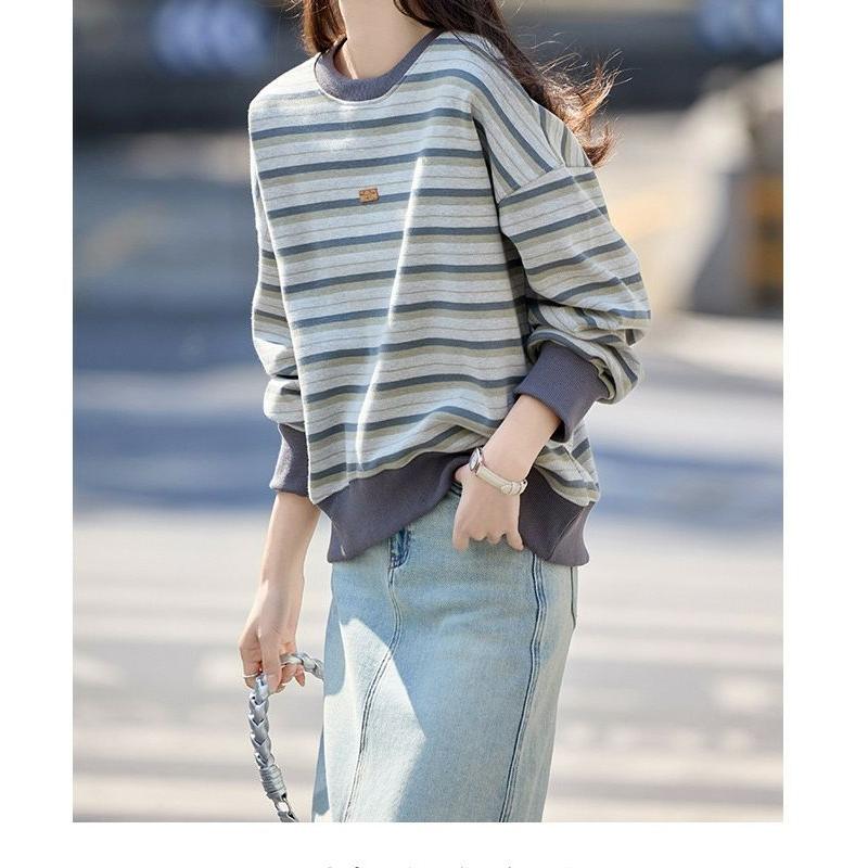 

Striped Contrast Color Sweater 2025 Spring New College Style Casual Round Neck Loose Versatile Fashion Top Women S серый