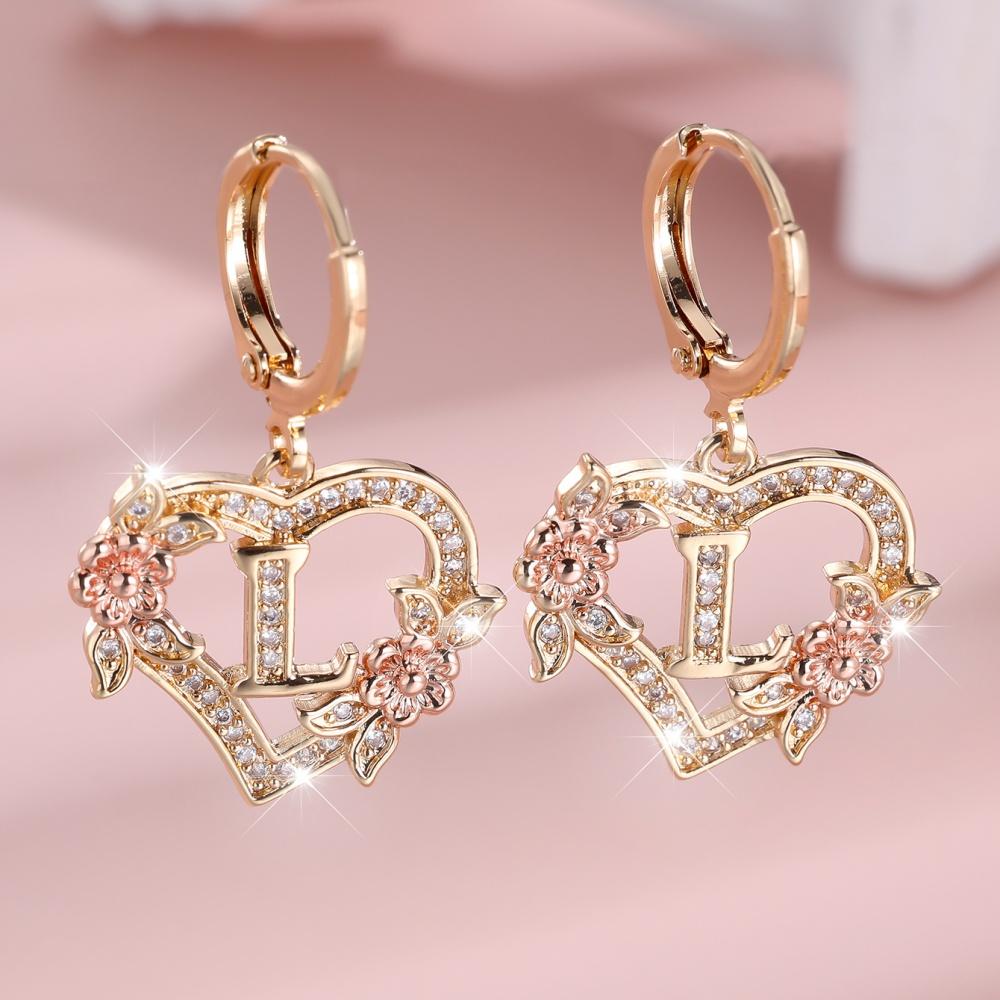 A-Z 26 Buchstaben Damen Herz Blume Creolen Vintage Goldfarbe Weiß Zirkon Hochzeits Schmuck Für Frauen